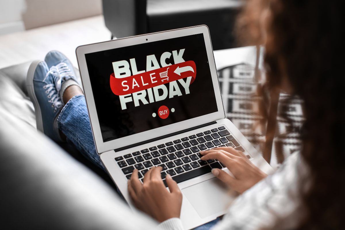 Black Friday: Como Aproveitar as Promoções Sem Sair de Casa